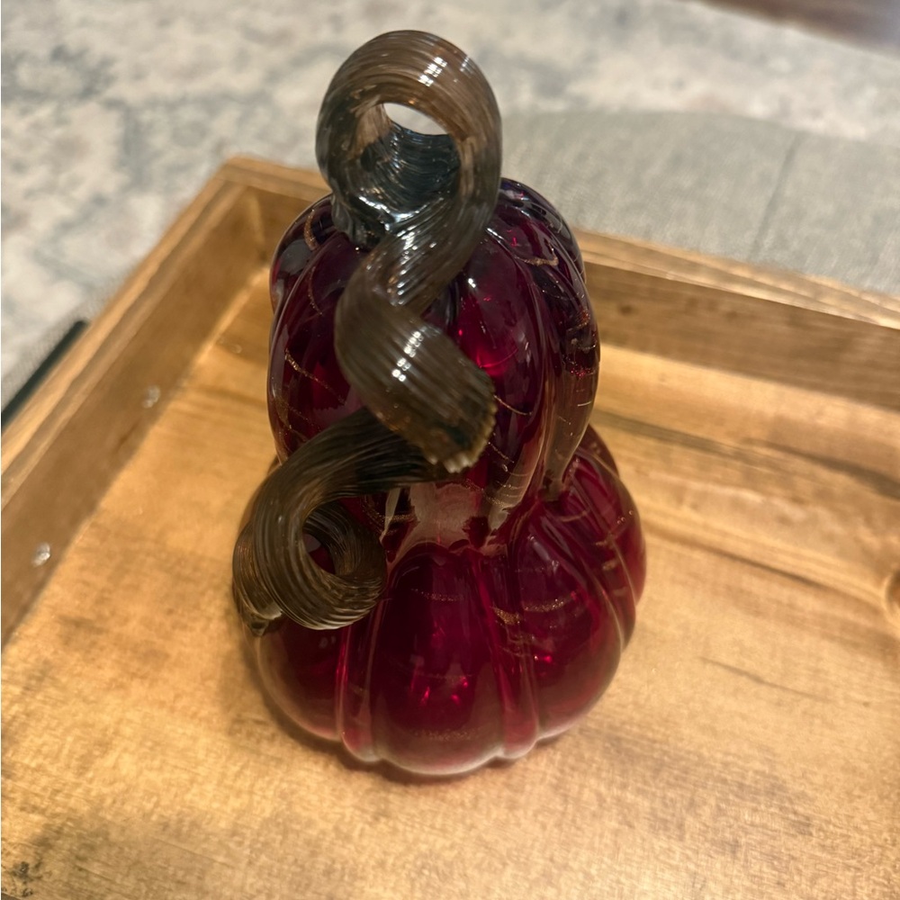 Elegant Red Glass Gourd Sculpture